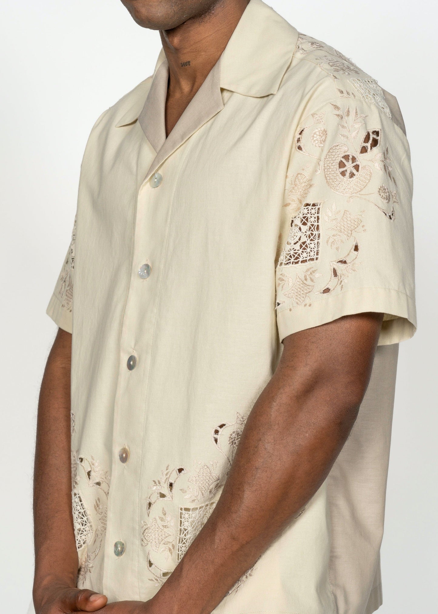 The André Shirt / Beige Poplin Cotton with Crochet and Embroidery
