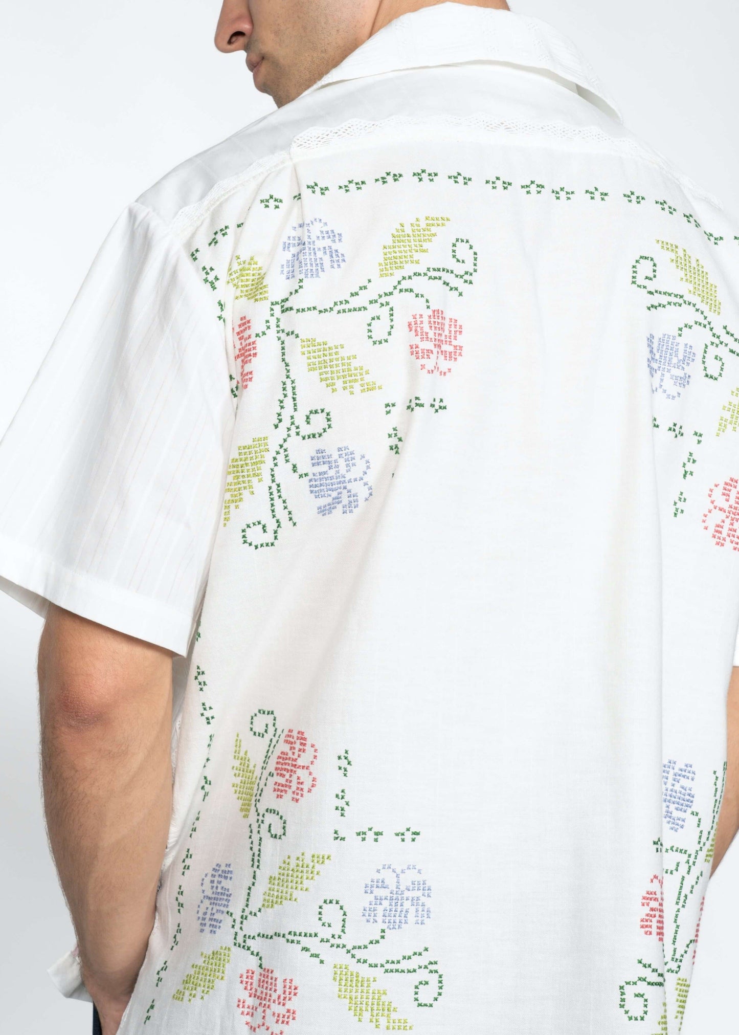 The André Shirt / Hand-Embroidery and Crochet Details in the Back