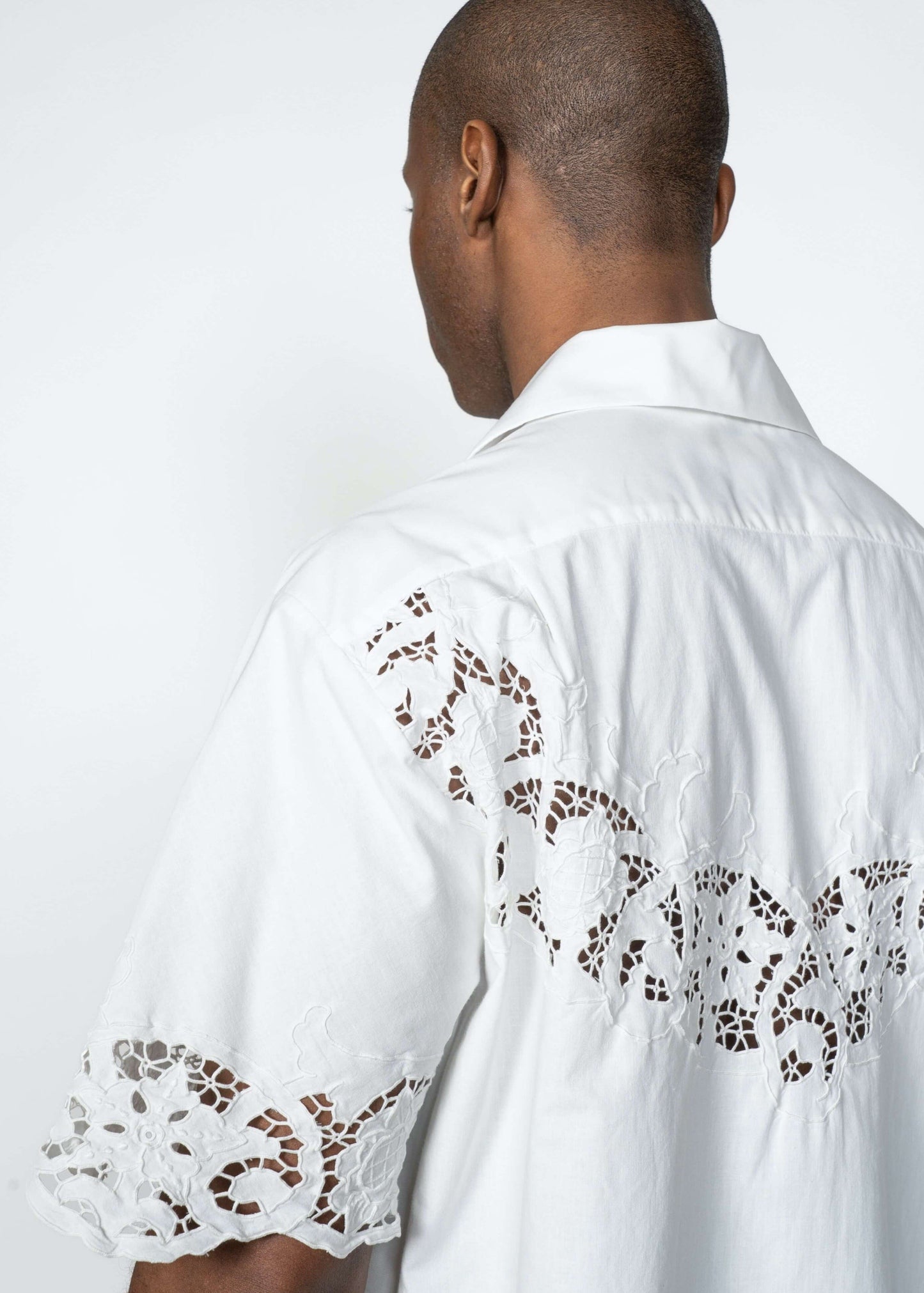 The André Shirt / Semicircular Back