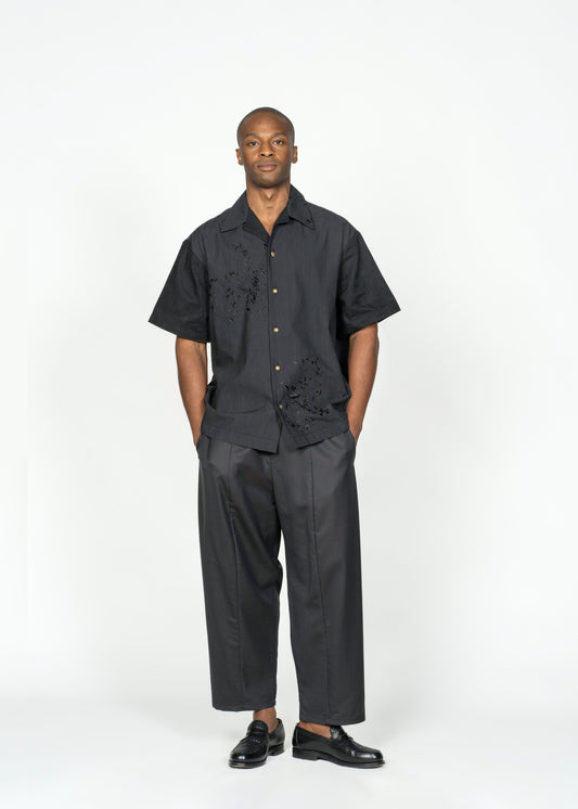 The André Shirt / Black with Embroidered Details