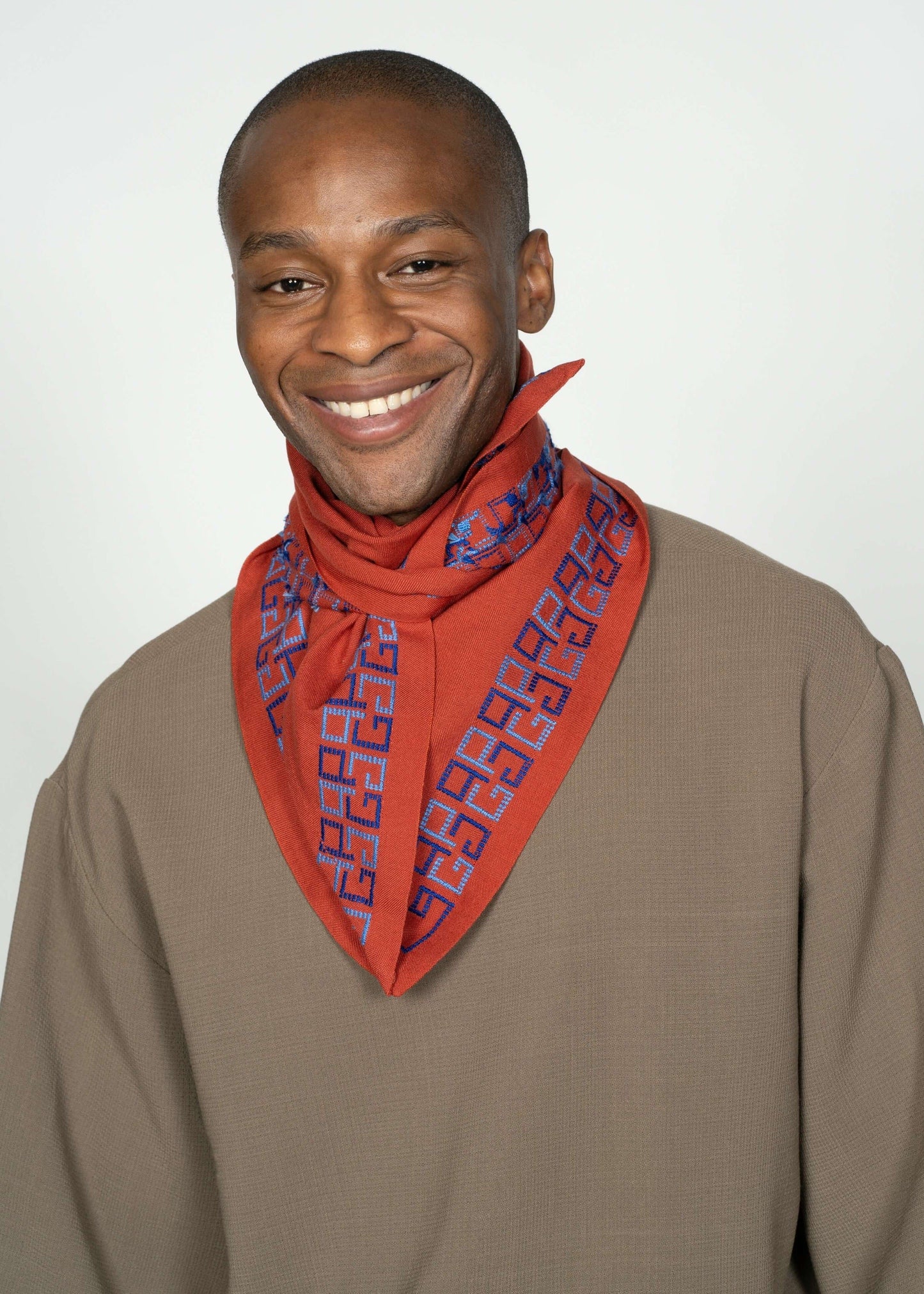 The Scarf / Brick-Red with Blue