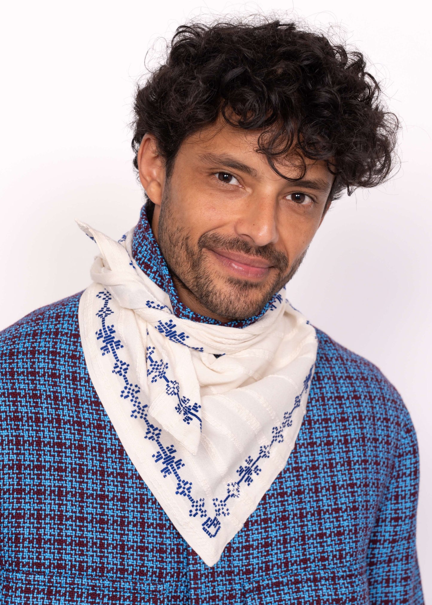 The Scarf Bouclé Blue