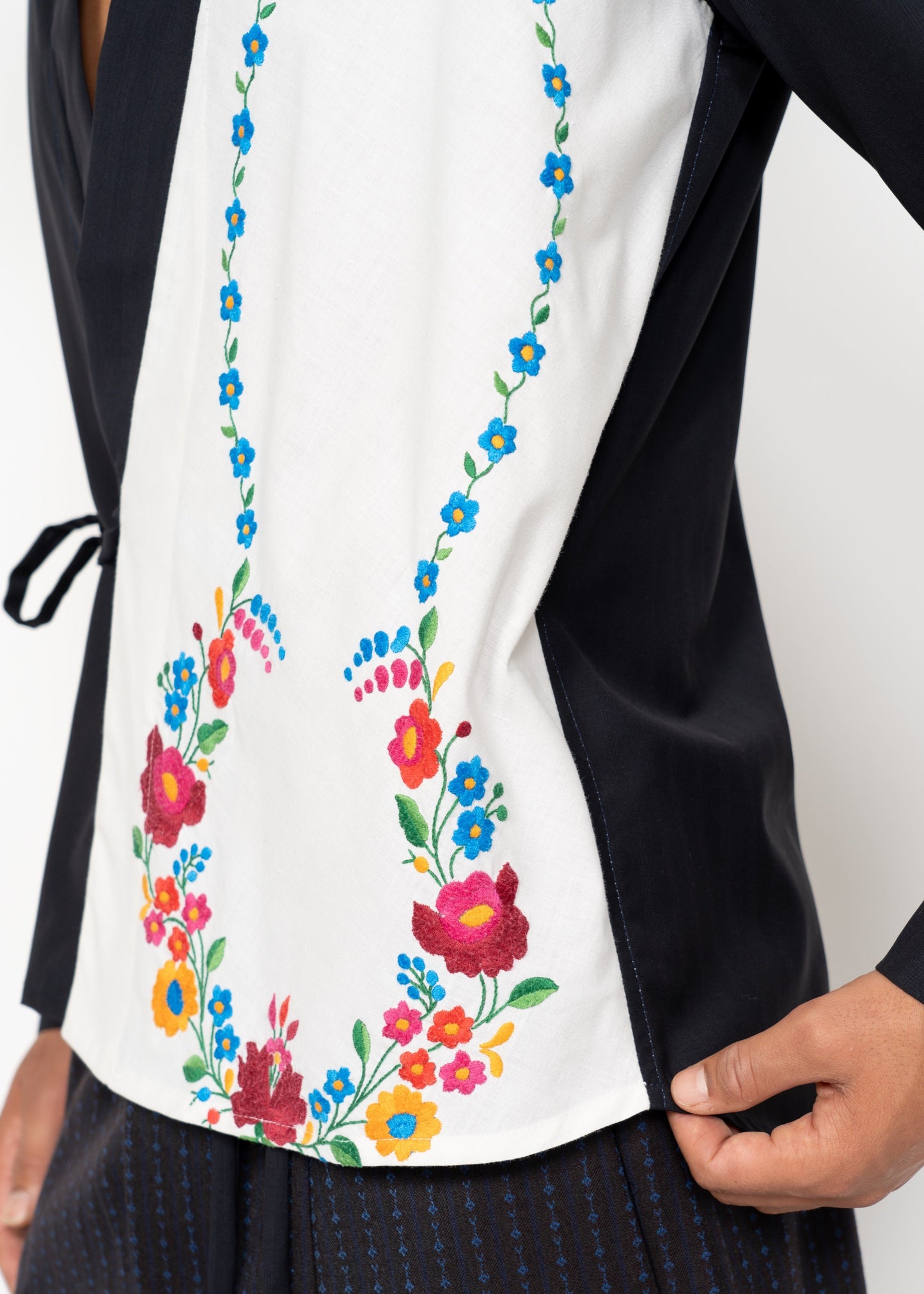 The Wrapped Shirt Embroidered