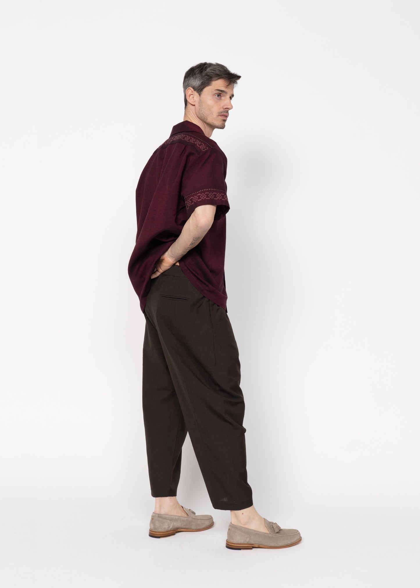 The André Shirt Handwoven Burgundy