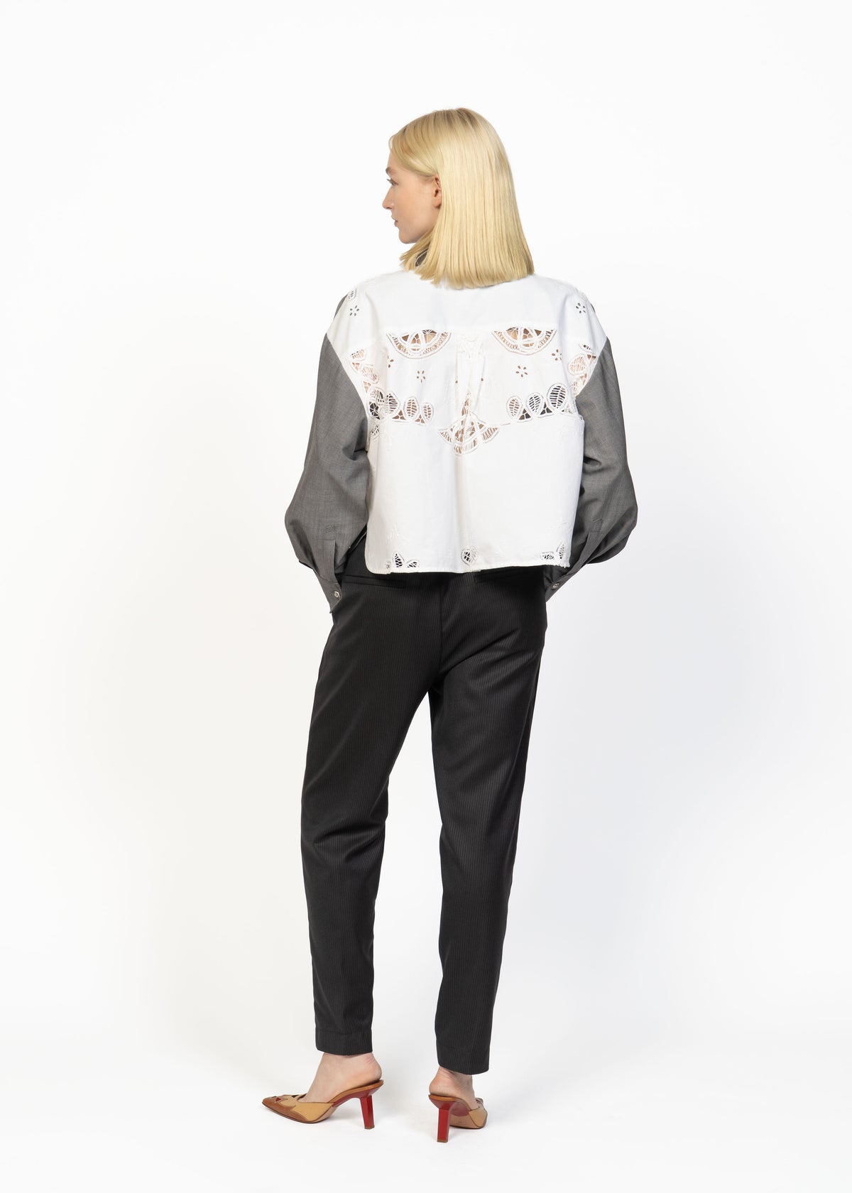 Her Lightweight Wool Shirt with Cotton Embroidered Back Light Grey