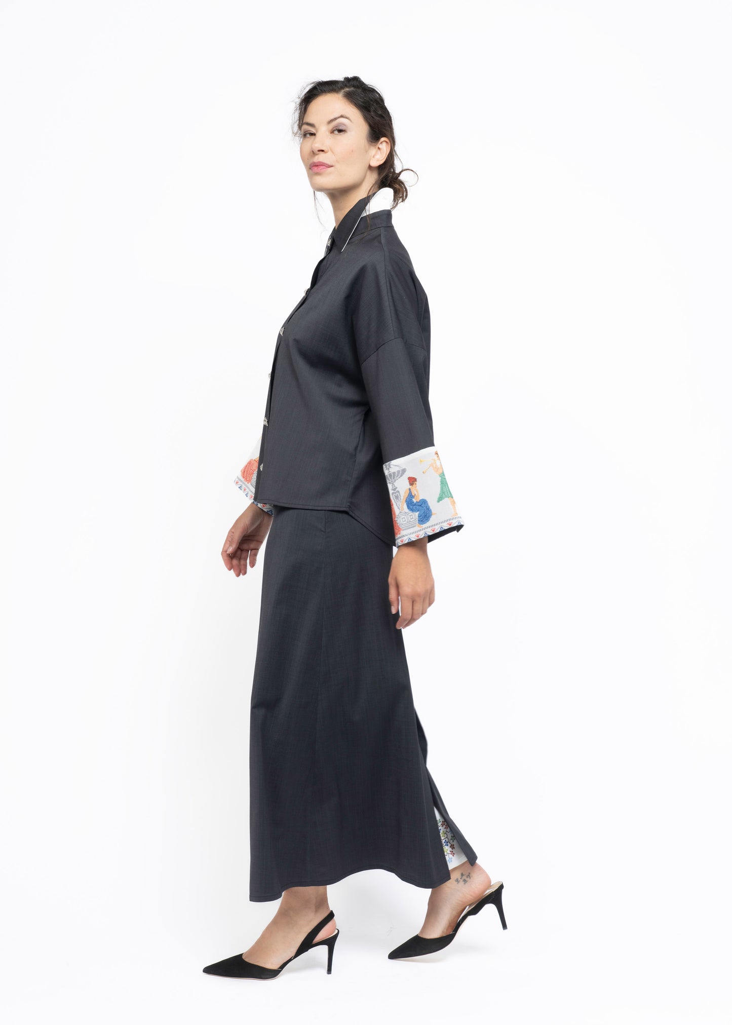The Button Shirt Dark Grey