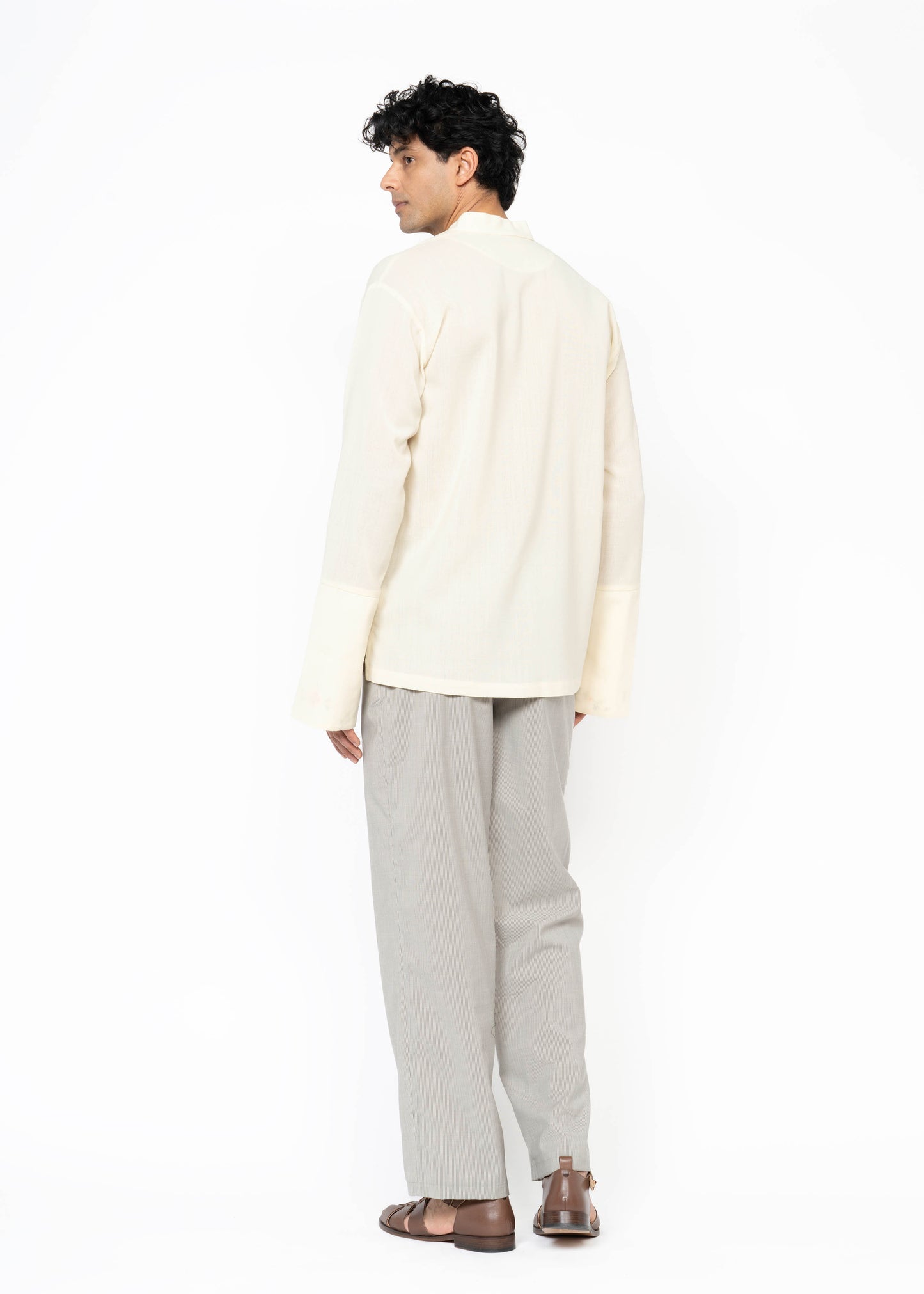 The Long Cuffs Shirt / Beige