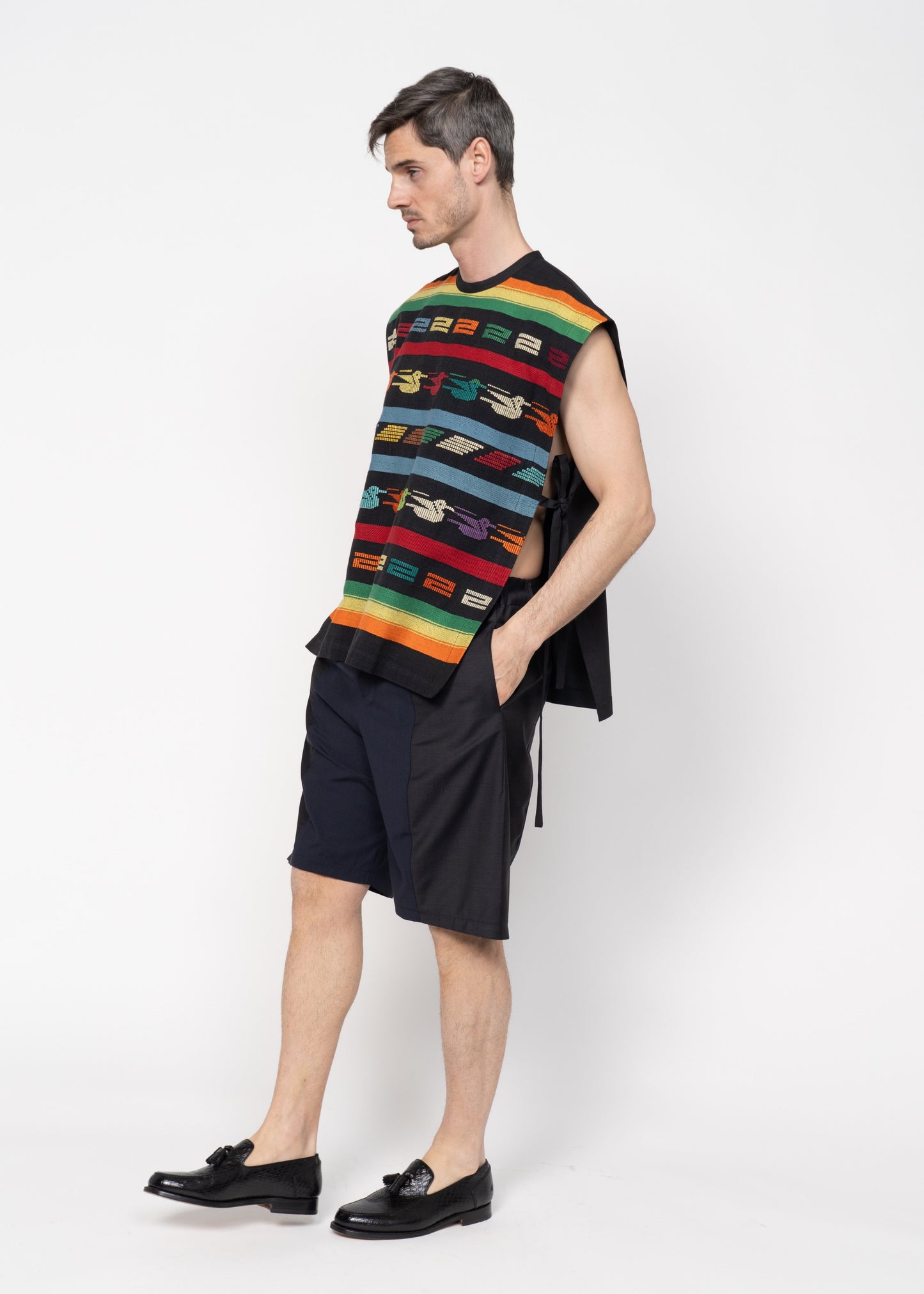 The Vest Handwoven / Peruvian Multicoloured