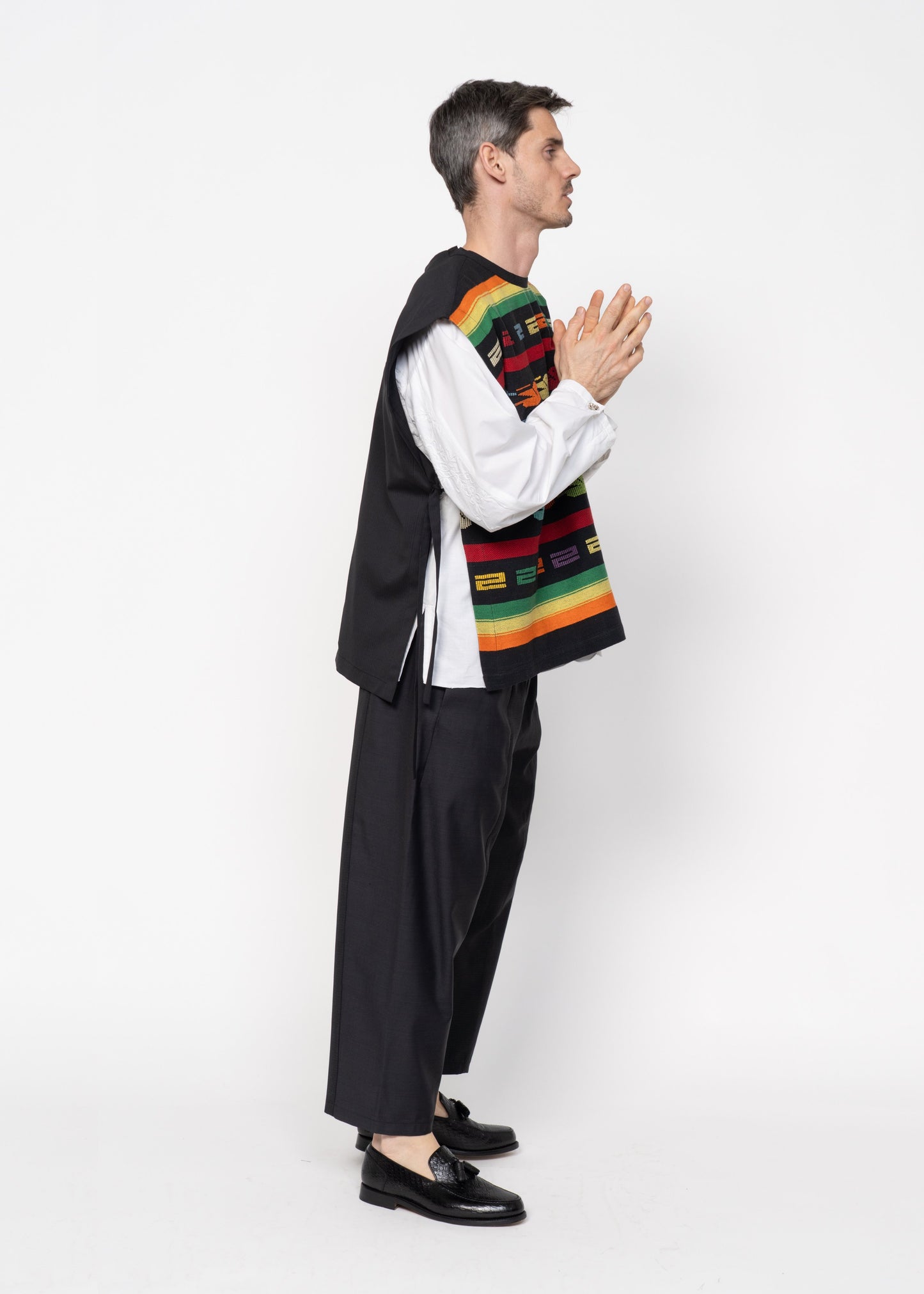 The Vest Handwoven / Peruvian Multicoloured