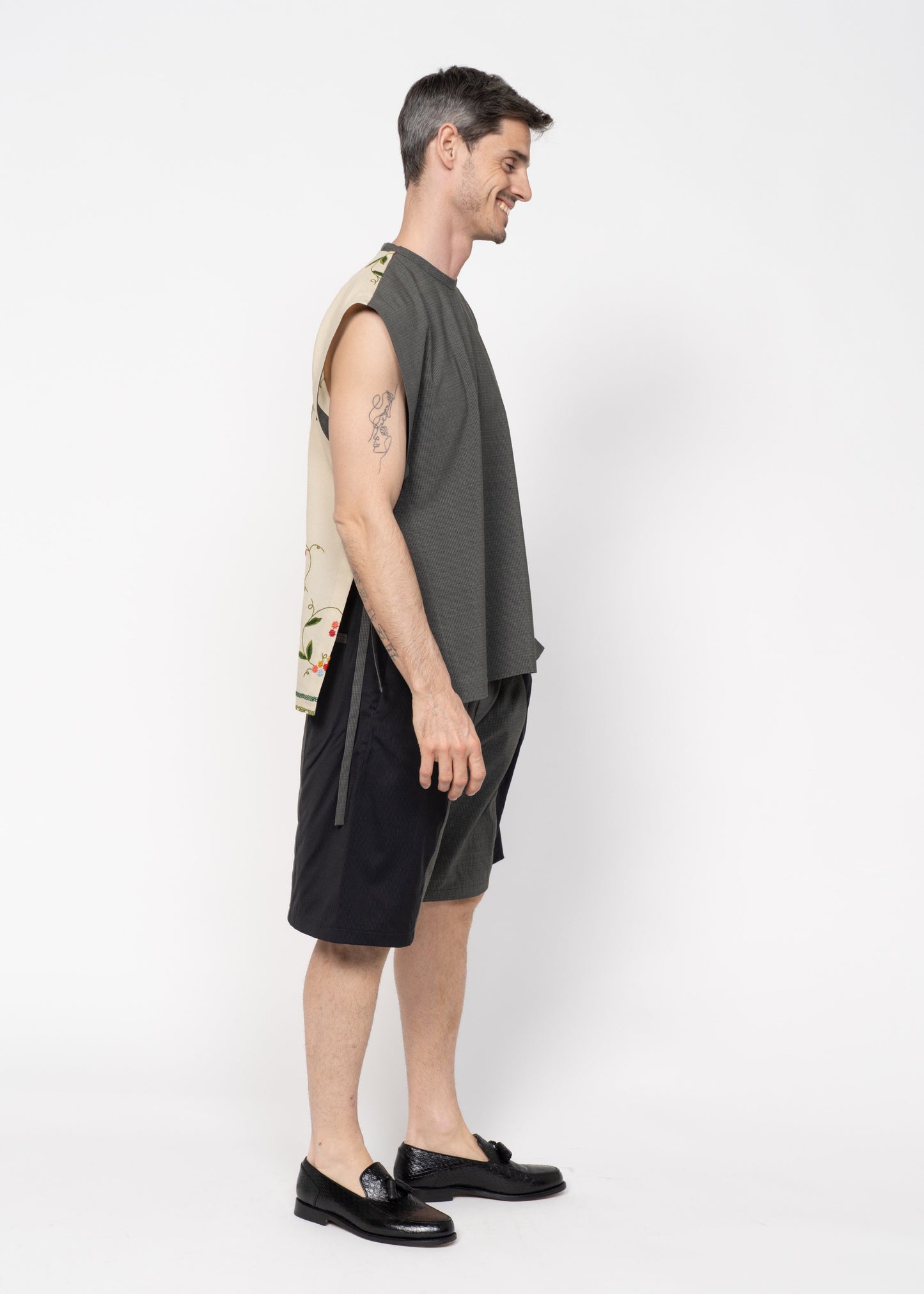 The Vest / Khaki