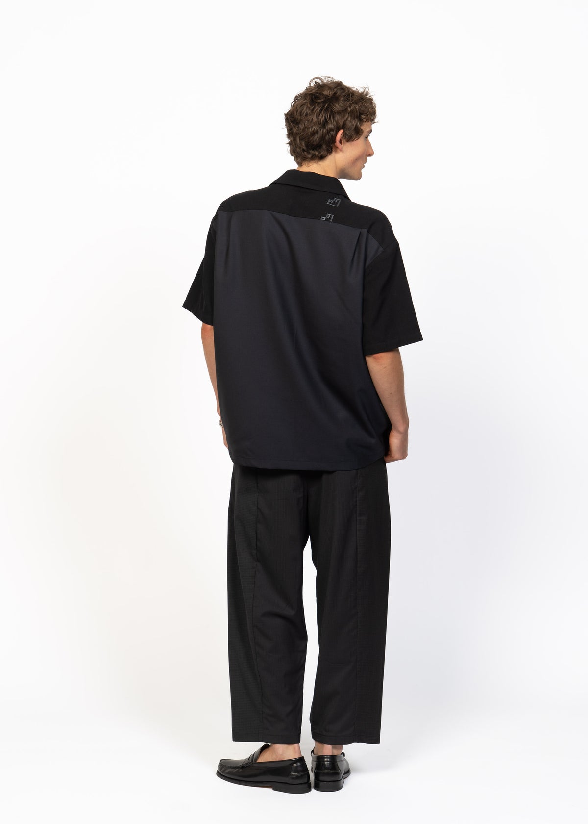 The André Shirt Handwoven Grey Embroidery