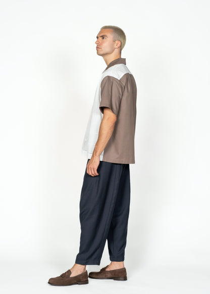 The Andre Shirt / White Cotton with Details and Drak Brown Poplin