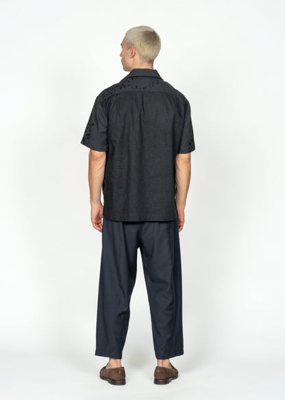 The André Shirt / Black with Embroidery