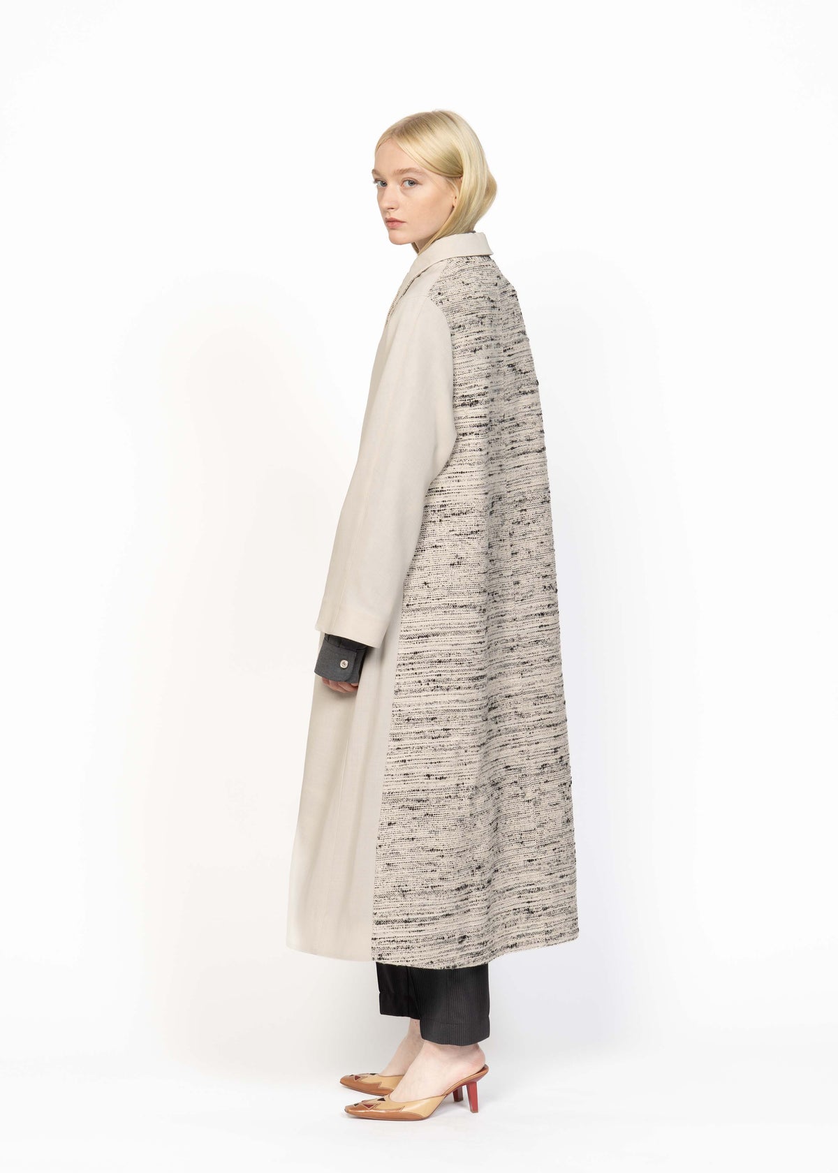 The Coat Beige - Bouclé Beige