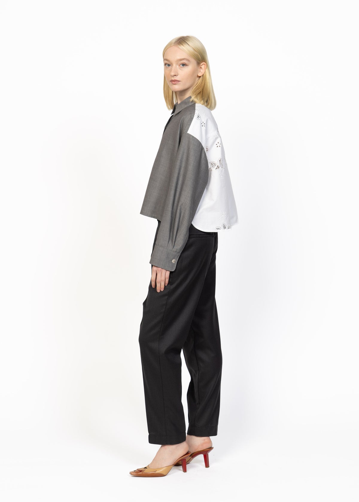 Her Lightweight Wool Shirt with Cotton Embroidered Back Light Grey