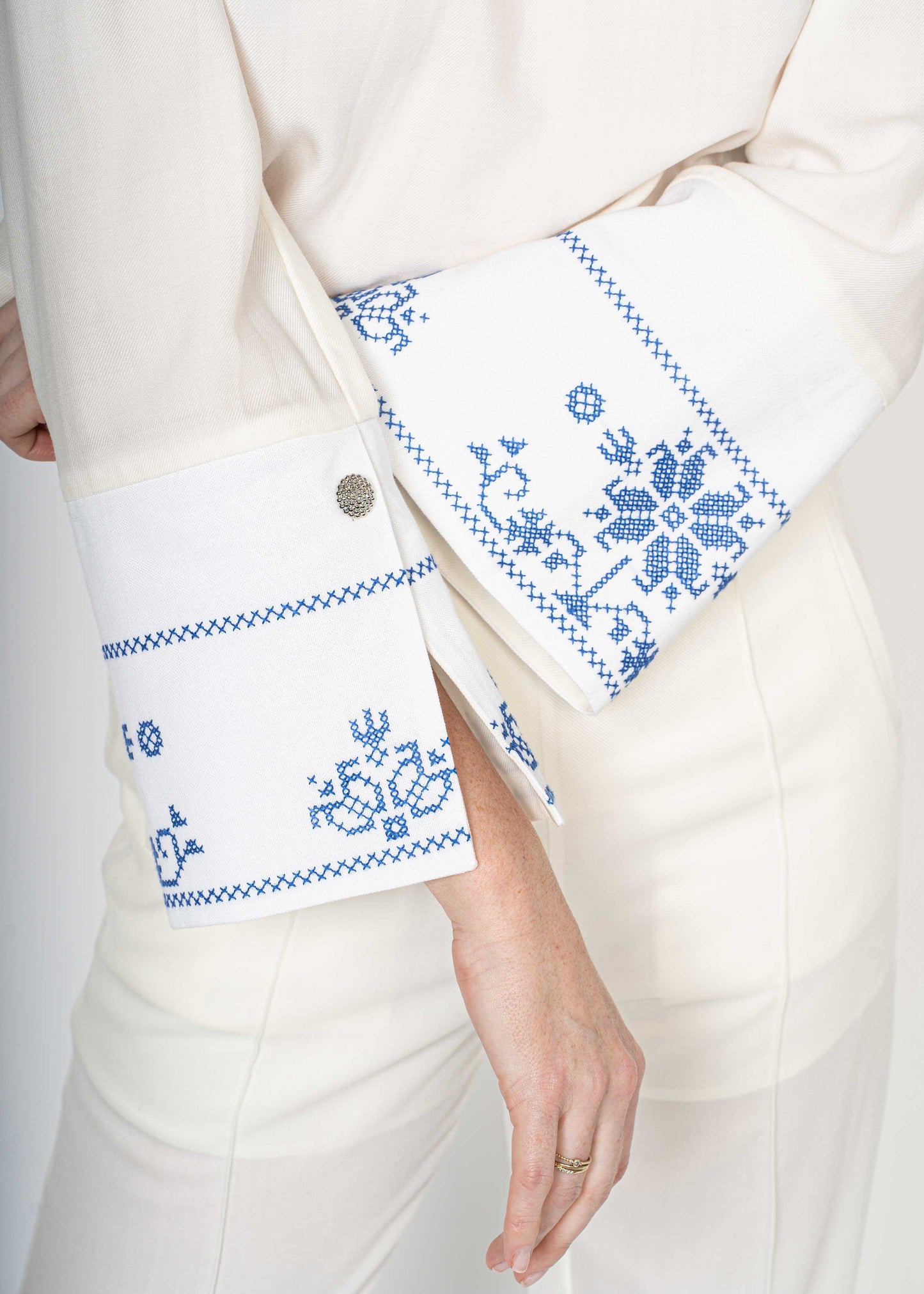 The Cropped Shirt White