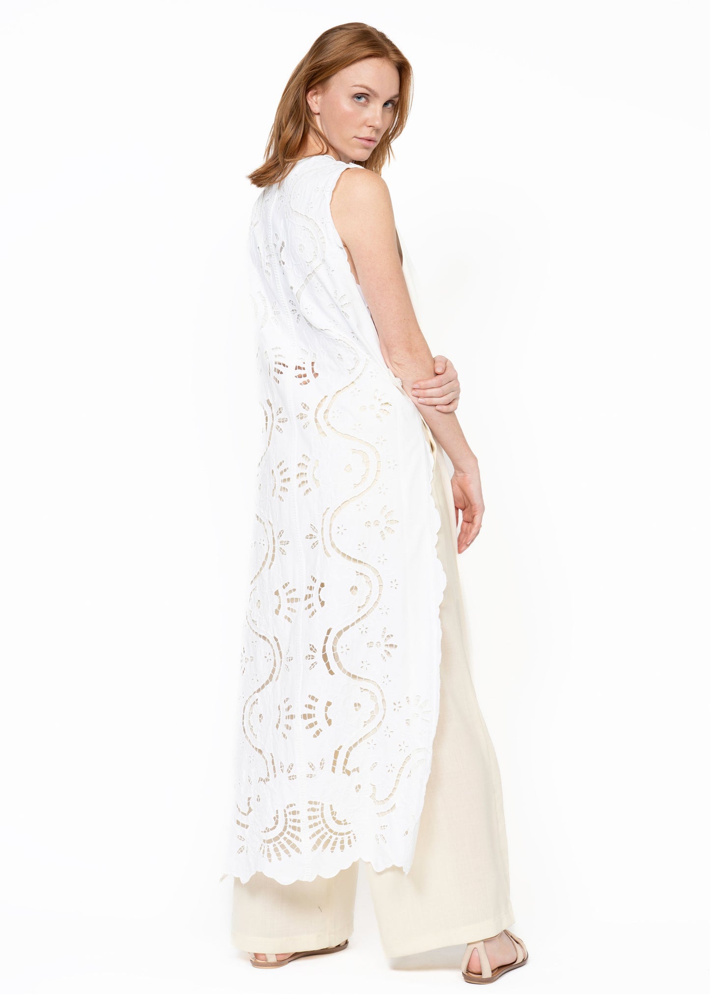 The Dress / White Lace