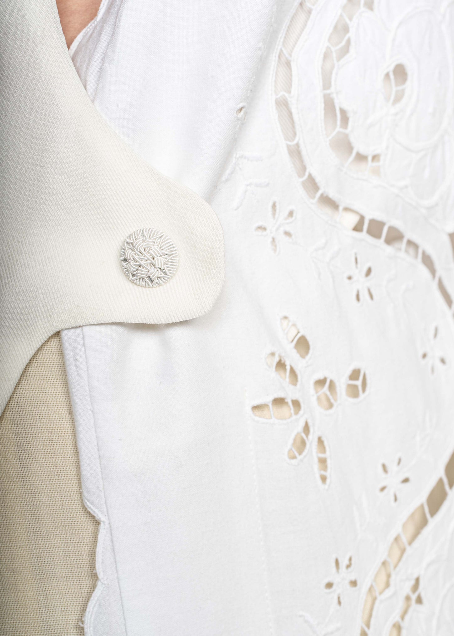 The Dress / White Lace