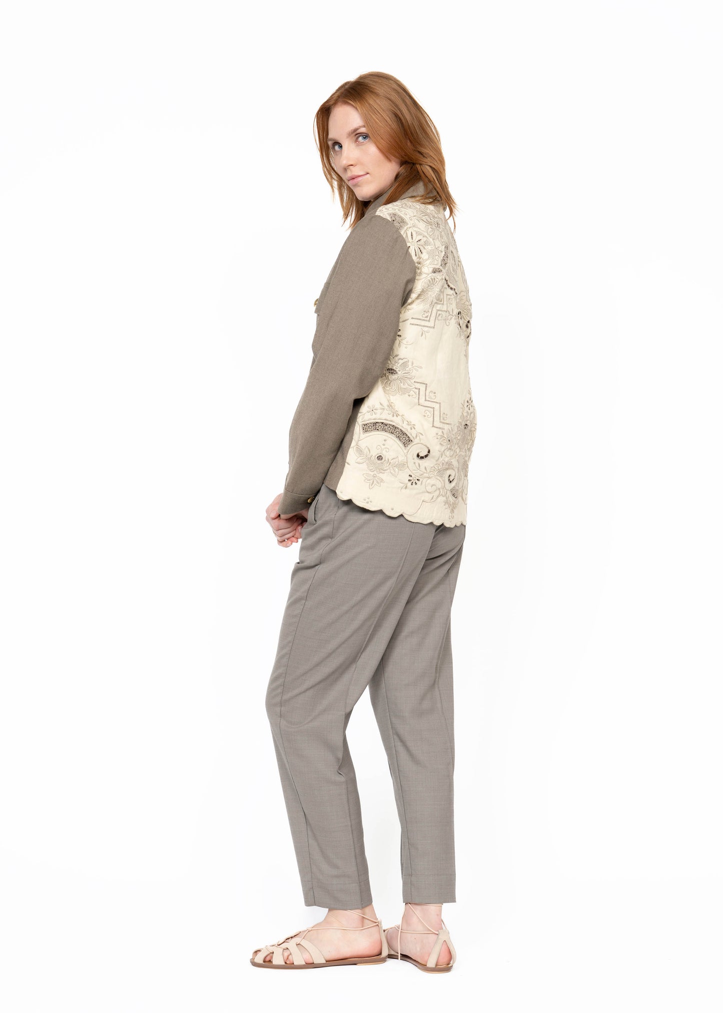 Her Easy Jacket / Embroidered Taupe