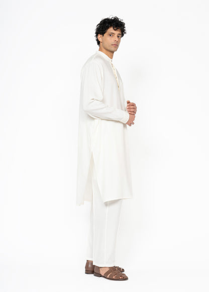 The Kaftan / White