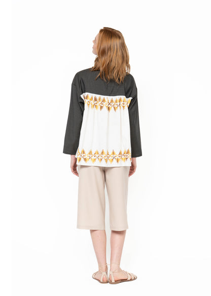 The Pleated Back Shirt / Brown