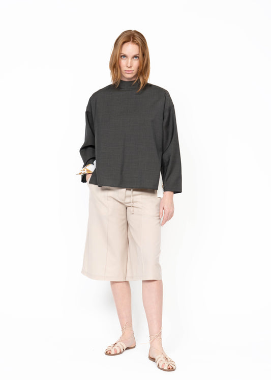 The Pleated Back Shirt / Brown