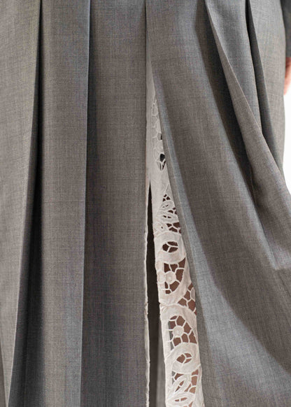 The Plissé Skirt Light Grey