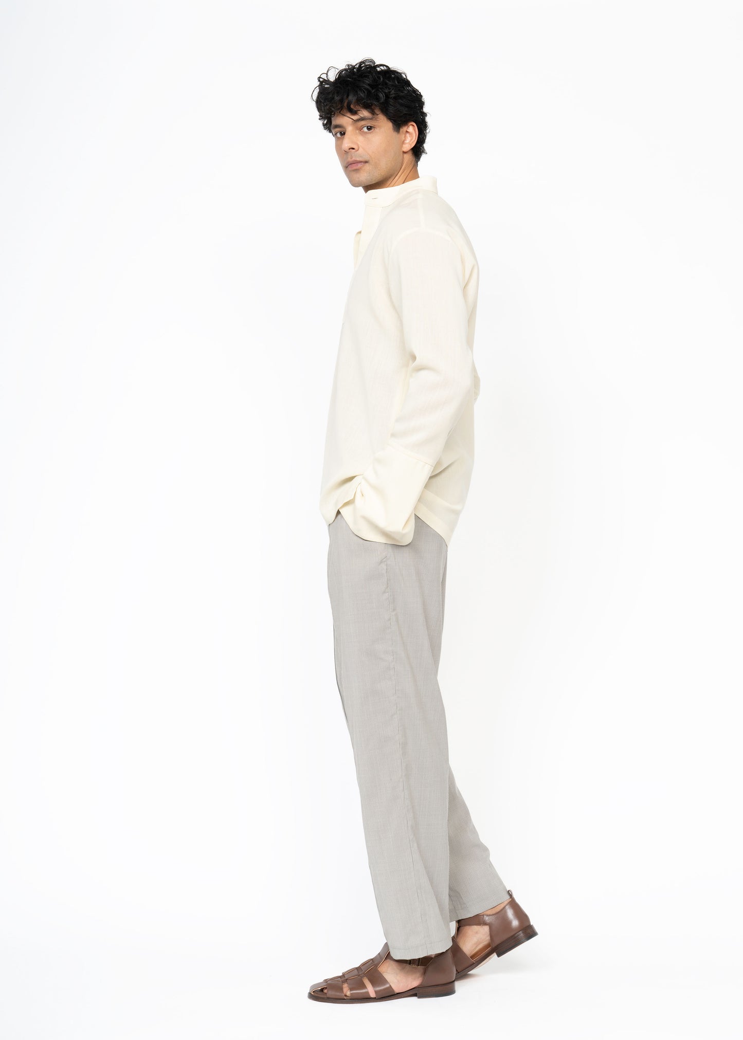 The Long Cuffs Shirt / Beige