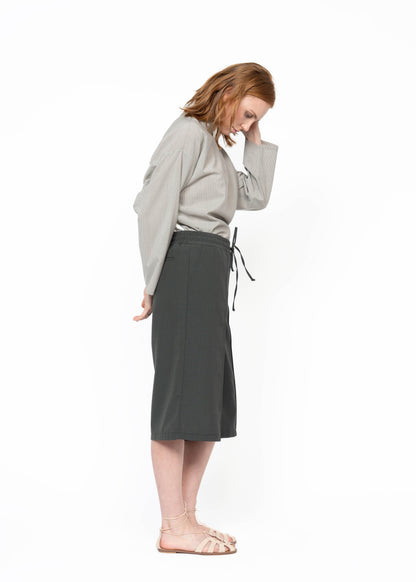 Her Shorts / Dark Green