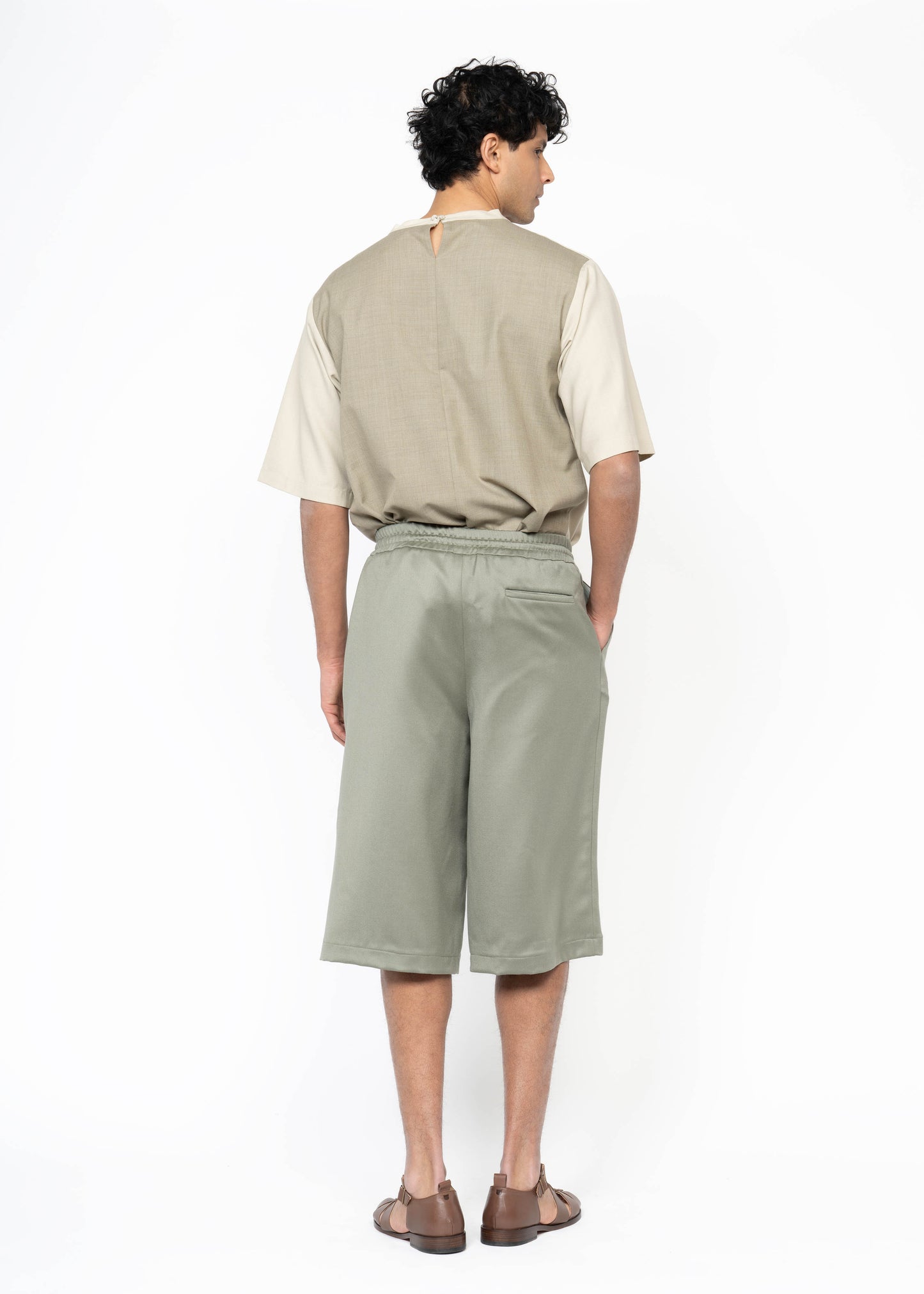 The Shorts / Loose Fit / Khaki