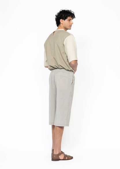 The Shorts / Loose Fit / Dusty Sage / Pinstripe