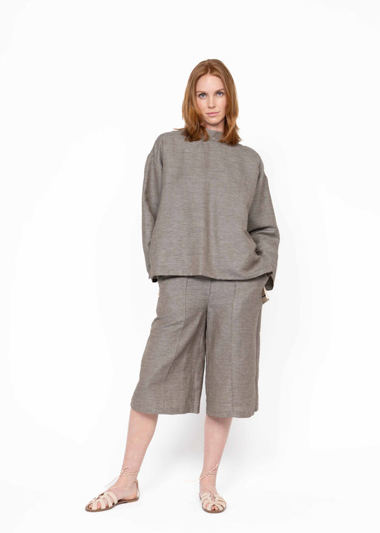 The Pleated Back Shirt / Linen