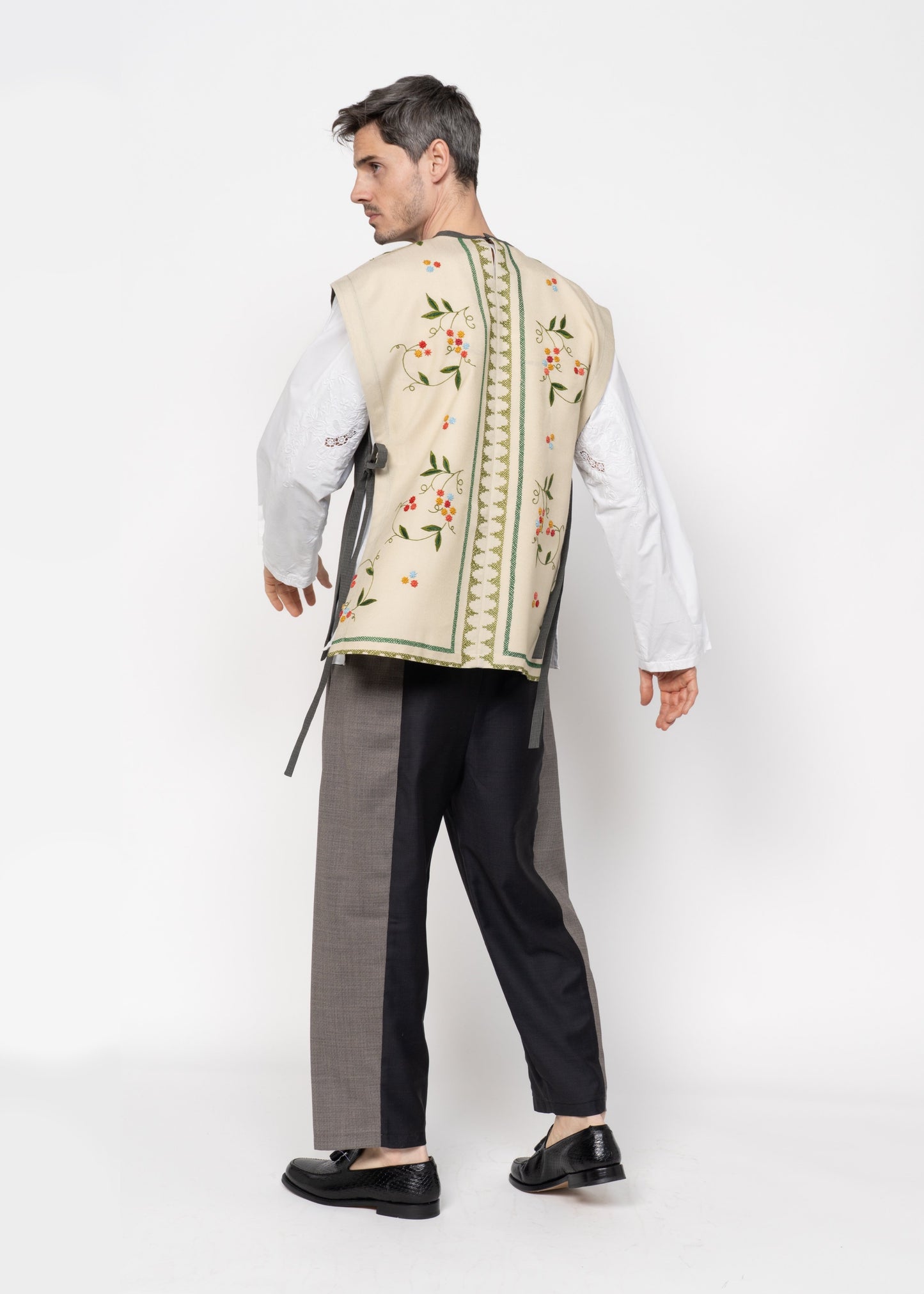 The Vest / Khaki