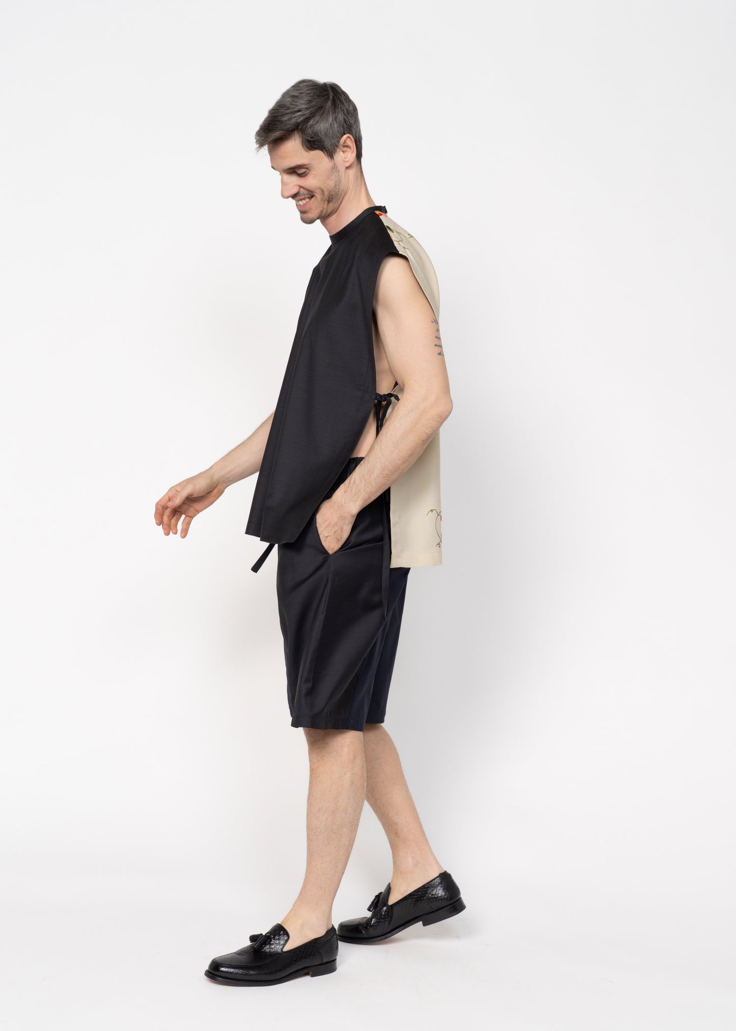 The Vest / Charcoal