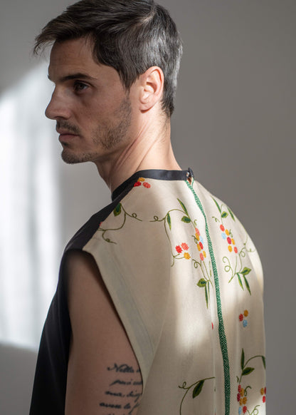 The Vest / Charcoal